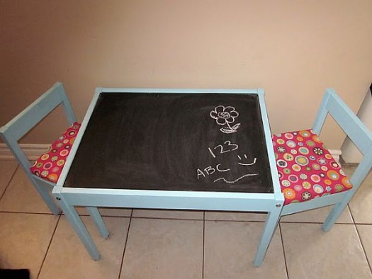 kids-table-blackboard